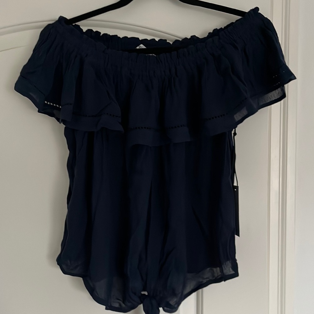 Dex Boho style off the shoulder top.  Tie on bottom. Medium